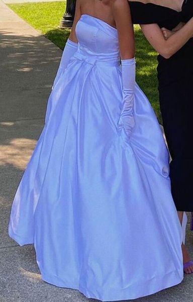 Longues robes de bal en satin bleu bonne qualité une ligne sans bretelles vacances robes de soirée sur mesure, plus la taille disponible