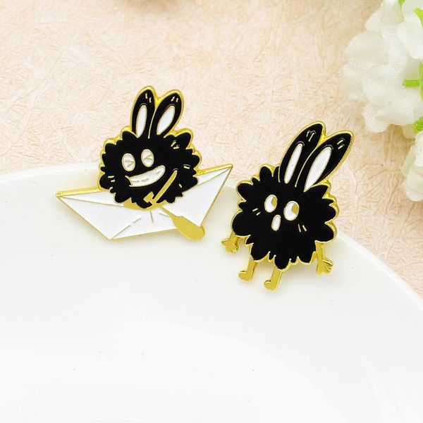 Small-Ored Black Ball Doll Rowing Paper Boat Cartoon Creative Doll Design Design Alloy Brooch Jewelry