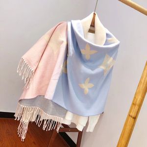 Bufanda de cachemira degradada larga Diseñadores Mantón Bufanda de diseñador para mujer Chal de Pashmina de lujo Silenciador Calentador de cuello Bufanda infinita 180 * 60 cm Capucha con borlas