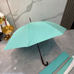 Parapluie à longue poignée avec lettre de luxe pour hommes Designer Golf Umbrella avec boîte cadeau Poignée en bois