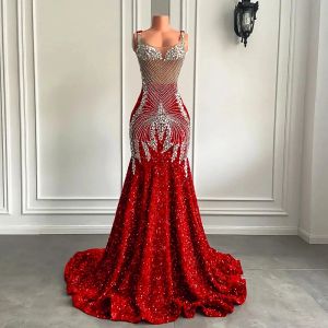 Vestidos de fiesta rojos largos Cristales de diamantes plateados de lujo brillantes Estilo sirena Chica negra ajustada Vestidos de gala de noche de malla transparente Robe De Soiree Vestidos