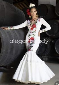Manches longues sirène robes de bal mexicaines Trajes de Flamenca broderie florale à manches longues trompette robe de danse de soirée