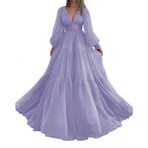 Prom de tulle à manches longues pour femmes robes de bal robes de bal V couche de couches de soirée Lavande Taille 16 Prom Amz