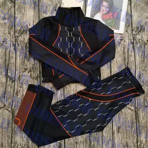 Traje de baño de manga larga Diseñador de ropa deportiva Abrigo con estampado de letras Pantalones elásticos Cremallera Tops Conjunto de polainas
