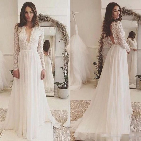 Vestidos de playa de mangas largas Boho Beach Sexy Deep V Neck Lace Chiffon Backless Train Bohomian Garden Boda de novia de novia