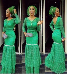 Manches longues robes de soirée en dentelle verte plus taille 2016 robes de soirée de style Aso ebi ouvert à l'arrière sexy afrique robes de bal mode3700547