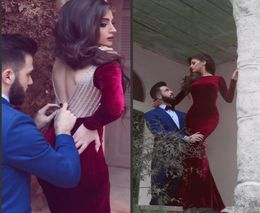 Manches longues Velvet Robes sirènes de soirée 2019 Per perle v Backless Sexy Prom Formal Party Gowns9011388