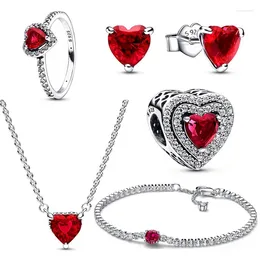 Piedras preciosas sueltas 2024 Charm Fashion 925 Sterling Silver Classic Shiny Red Heart Set Joyería Pulsera Collar Fit Novia Regalo de cumpleaños