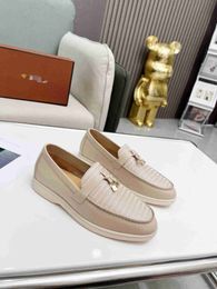 Loro Luxury Designer Shoes Charm Trim Walking Walking Suede Mandis Couple de cuir véritablement décontracté appartements 36-45