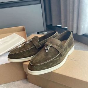 Loro Pianaa Chaussures Suede Gentleman Mens Sneakers Chaussures Summer Choods Walk Loafers Low Top Top Soft Cow Leather 2023SS LUXUR LP OXFORDS FLAT SLAGE ON RÉSÉBRAL SOLE MOCC