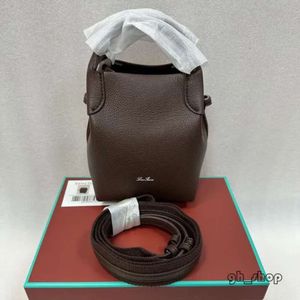 Loro Piano Bag Extra Pocket para mujer para hombre 10A Bolsa de diseñador Bolsa de almuerzo de hombro de lujo Bolso de mano Bolsos de bandolera Bolsos de cuero de viaje de moda Bolsa de maquillaje 8312