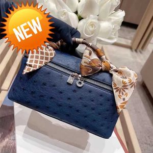 Loro Piano Bag Loro Box Pianaa Makeup Lunch New Bag Women's Women's Bag Tolevas Autruche Backpack à main échoué L19