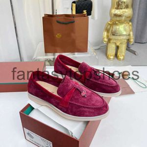 Loro Piano LP 2023 British and New Mens Style Womens Slip-On Shoe Bean Shoes Soft Slip on Lazy Casual Shoes Chaussures CNJB