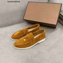 Loro Piano LP Lorospianasl High Version High Suede Classic Slip on Flat Sole Casual Single Toe Couche Cowhide Mens and Womens Womens Large Lazy Lefu Shoes Chaussures