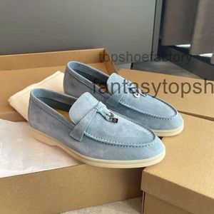 Loro Piano Suede LP Charms Shoes Apricot en Moccasins Mujeres Mujeres de cuero genuino Men de cuero casual Slip On Flats Diseñadores de lujo de lujo Fábrica Fábrica