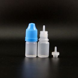 Lot 100 Stuks 3 ML Plastic Dropper Flessen Met Kindveilige Veilige Caps Tips Damp Kan Samendrukbaar voor e Sigaret hebben Lange tepel Cpape