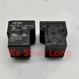 Lot 5 stuks lot LIED CHUAN 832A-1A-S-24VDC 832A-1A-S-24V 832A-1A-S-DC24V 4PINS 30A Power Relais originele New2686