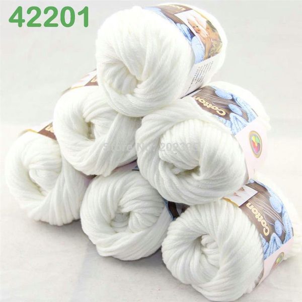 LOT de 6 boules de fil à tricoter 100% coton peigné spécial épais x 50g, blanc 2201289m