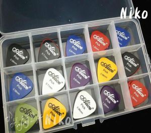 Beaucoup de 200pcs Alice Acoustic Electric Guitar Picks Plectrums1 GRAND PLASS PICKS BOX CASE4899769