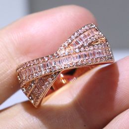 Veel voorraad prachtige luxe sieraden 925 Sterling Silverrose Gold Fill Princess Cut Pave 5A CZ Diamond Women Wedding Cross Band Ring Gift