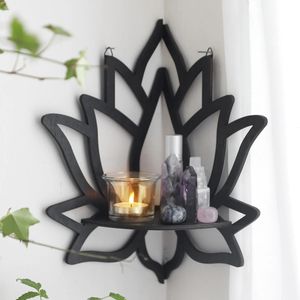 Lotus Crystal Corner Shelf Display Zwarte houten wandplanken Essentiële olie Witchy Decor Aesthetic Spiritual 240418