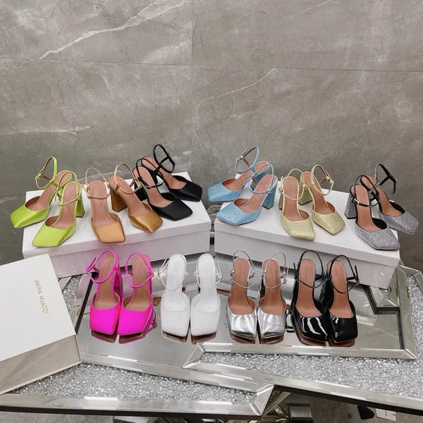 Amina Muaddi Charlotte zapatos de tacón con adornos de cristal, traje para usar en una fiesta o una noche de boda, sandalias clásicas con talón descubierto, tacones, diseñadores de lujo para mujer