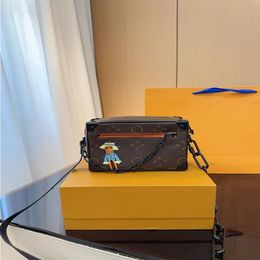 LOULS VUTT 24SS LUXS Soft Chain Soft Women's Women's Designer Box Box and Trunk Show Sac Universal Crossbody Bag Mini Bag Wallet