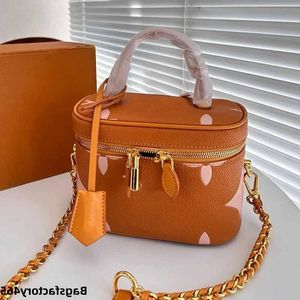 Louls Vutt 7 Color Women Designer Make -uptas 19cm Macaron reliëf embleem Crossbody schoudertas luxe handtas vintage zipper munt pur afvp