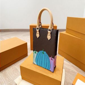 Louls Vutt Sac Phone Designer Shopping Mini Tote Sac Luxury Bodage Crossbody Fomen's Women's Purse Marip Making Mobeup Mobile 23SS Bag 17