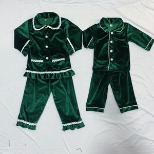 Loungewear Bijpassende familie kerstpyjama groen fluwelen pyjama voor babymeisjes jongens moeder en kinderen 6m12 jaar volwassen vrouwen 231220