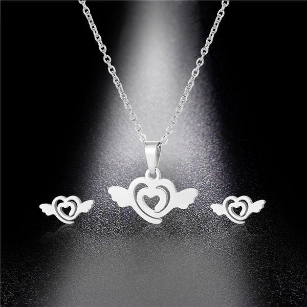 Colgante de alas de ángel de amor, conjunto de collar y pendientes de corazón para mujer, accesorios de acero inoxidable, joyería Simple europea y americana