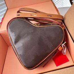 Love Bags Designer Brand Bag 2024 Bolsos de lujo Bolso Crossbody Moda Cadenas de hombro Bolsa de alta calidad Mujeres Carta Monedero Teléfono Cartera Charol