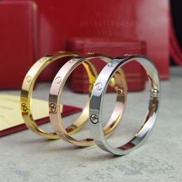 Brazalete de amor bangl para mujer brazaletes de diseñador para hombre Chapado en oro 18K T0P calidad más alta calidad de contador estilo clásico moda lujo 010