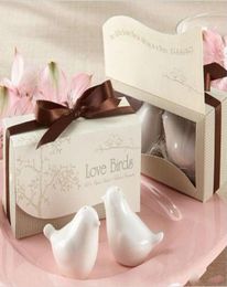 Les salière et poivrière en céramique Love Birds vendent des cadeaux de fête de mariage pour les invités 9196388