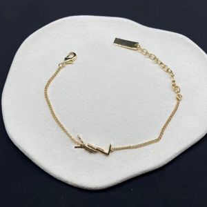 Love Bracelet Designer Bracelet Clover Bracelet kabel armband Tennis Bracelet Letter y armband voor vrouwelijke sieradenontwerpers trouwdag cadeau nagelarmband