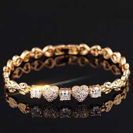 Amour Charm Bracelets Glacé Coeur Noeud Diamant Luxe Élégant Designer Accessoires Bijoux Pour Femmes Filles 18k Or Anniversaire Bra255A