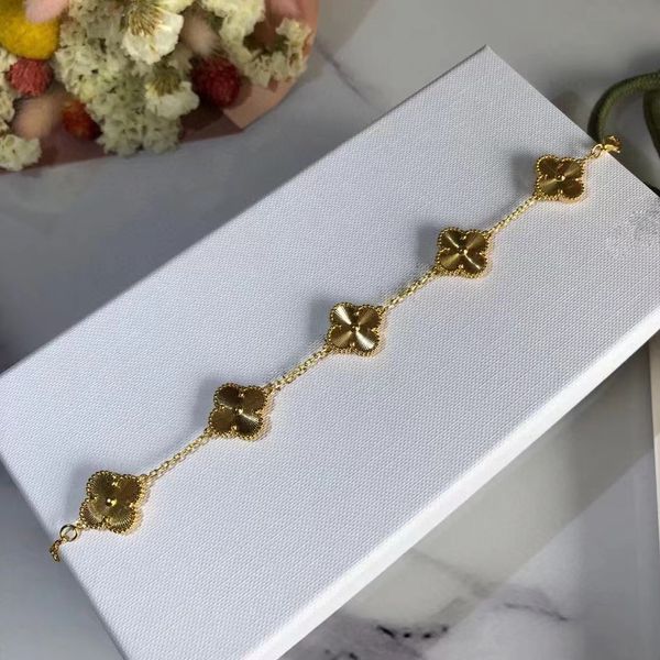 Love Clover Designer Charm Bracelet For Women Girls 18K Gold Laser Sweet 5 Flowers Lig Link Link 15 mm Luxury Elegant Bangle Bracelets Bijoux