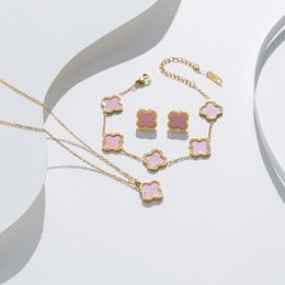 Liefde klaver bloemen ketting hanger parel moeder moeder roestvrij staal vergulde 18k gouden vrouwen meisje Valentijnsdag moederdag verloving vierbladige cleef 3 sets