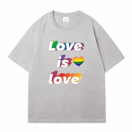 Miłość jest miłością Lgbt T Shirt mężczyźni śmieszne Harajuku Rainbow Gay Pride T-shirt miłość wygrywa koszulki z nadrukami topy hip-hopowe Tshirt mężczyzna