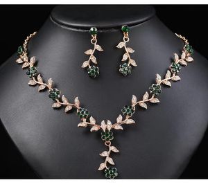 Love Jewelry sets Nouveaux boucles d'oreilles colliers de luxe Diamant Senior Designer de haute qualité 4 styles bleu rouge vert 2024 cadeau d'anniversaire cadeau de la Saint-Valentin