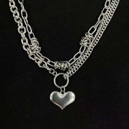 Collier pendentif d'amour en métal léger, tendance, chaîne de clavicule supérieure, cent ornements assortis