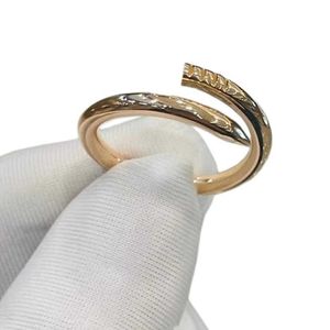 Bague d'amour de haute qualité, bague de styliste, bijoux à la mode pour hommes, bagues de promesse de mariage pour femmes, cadeau d'anniversaire 1238