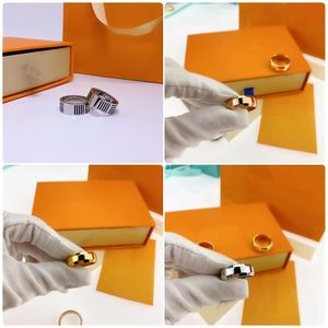 Liefde ring dames paar ringen heren mode unisex brief gesneden roestvrijstalen sieraden eerste keuze voor bijeenkomsten zes stijlen