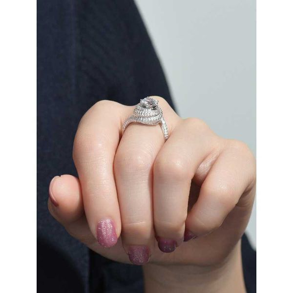 ANILLOS AMOR CARJETA DEL SEGUNDADOR CARJETA DEL HOMBRA PLATA COLLA PLATINUM LUXURY Diamond Twisted Diamond Womens con precisión anillo de boda con incrustaciones para mujeres con logotipo