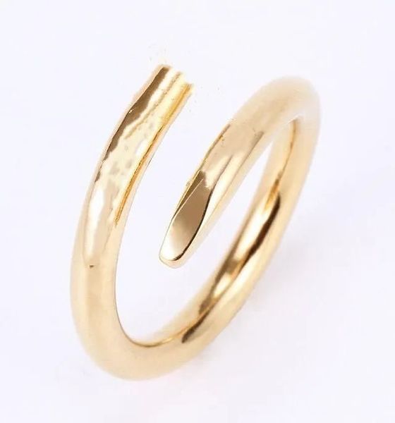 Anillos de amor Anillo de diseñador para mujer Pareja Joyería Banda Titanio Acero con diamantes Casual Moda Calle Clásico Oro Plata Rosa Opcional sireQ6