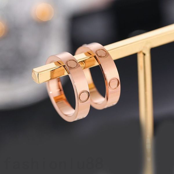 Anillo de tornillo de amor diseñadores anillos de lujo joyerías de diamantes para hombre amante de la boda promesa de acción de gracias geométrico casual creativo plateado anillo de oro plateado zb010