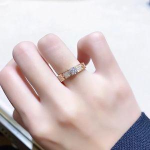 Love Series Ring Diamanten Luxe Merk Officiële Reproducties Topkwaliteit 925 Zilver 18 K Gilded Engagement Rings Merk Design New Selling Diamond Band