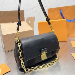 Love You Sac préféré Mode Hobo sacs à bandoulière Designer aisselles Enveloppe Sac à main Épaule De luxe en cuir véritable messager