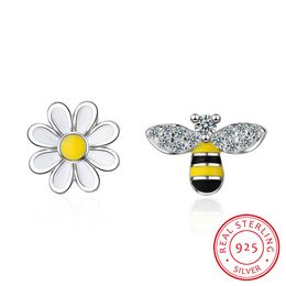 Mooie Asymmetrische Bee Sun Flower Zirkoon voor vrouwen Meisje 925 Sterling Silver Oorbellen Boucle d'Oreille S-E644