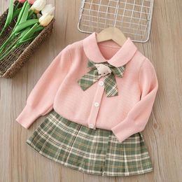 Belles filles de vêtements de bébé ensembles d'automne de printemps enfants à manches longues en tricots en tricot à manches longues + jupes 2pcs